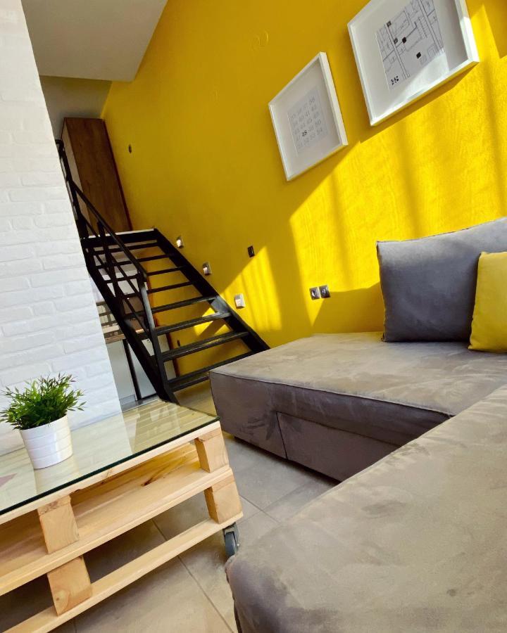 48 Downtown Lofts Apartment Néa Péramos Bagian luar foto