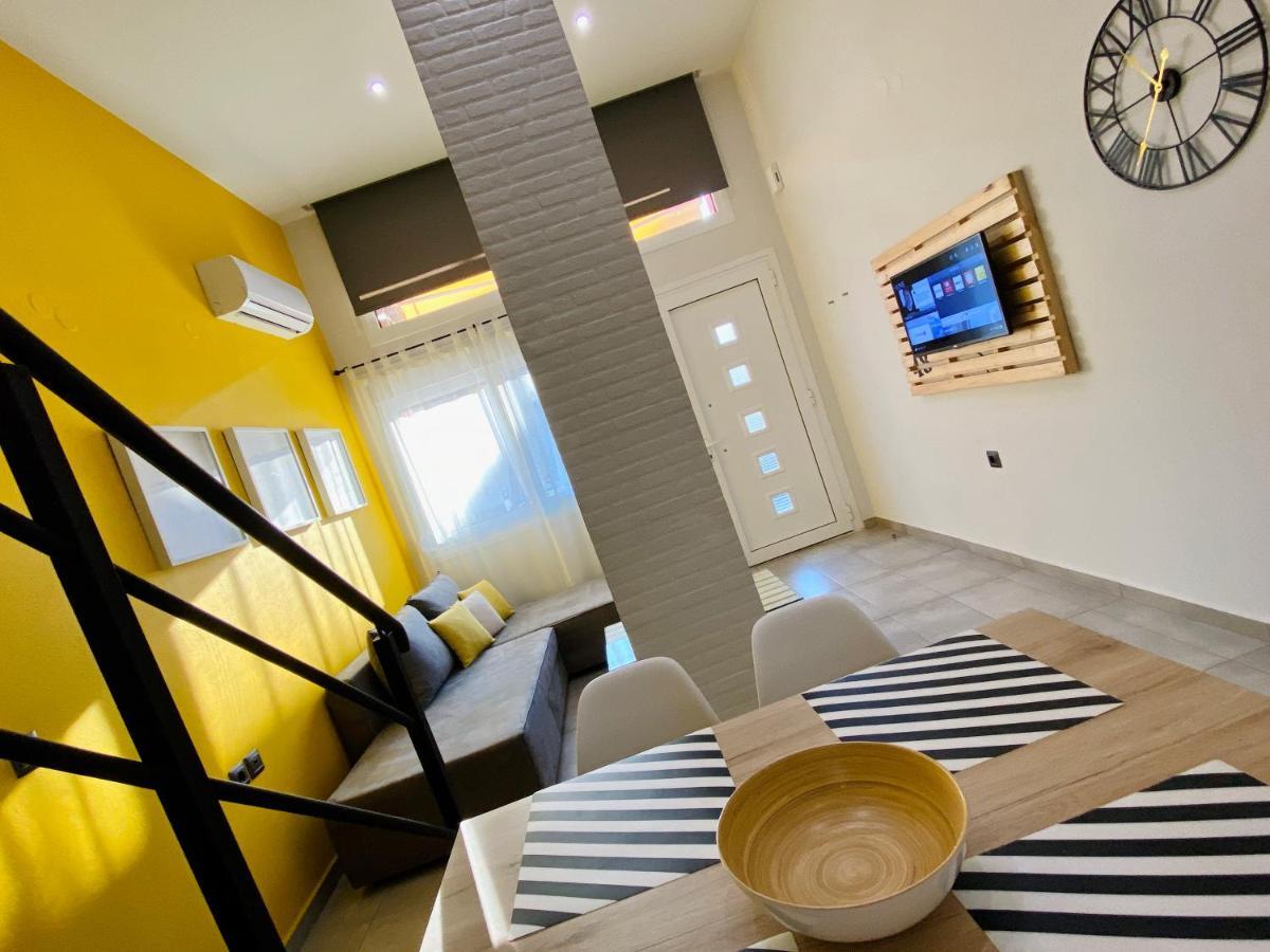 48 Downtown Lofts Apartment Néa Péramos Bagian luar foto