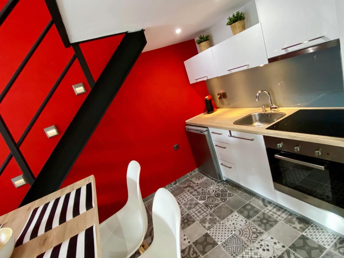 48 Downtown Lofts Apartment Néa Péramos Bagian luar foto