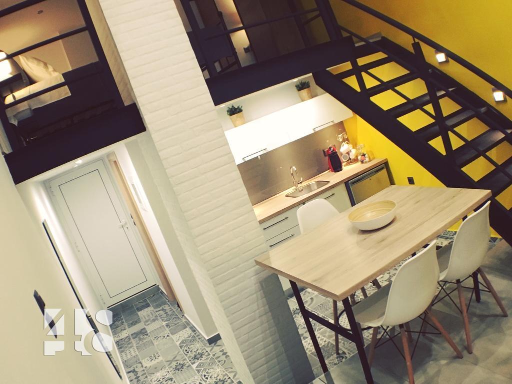 48 Downtown Lofts Apartment Néa Péramos Bagian luar foto